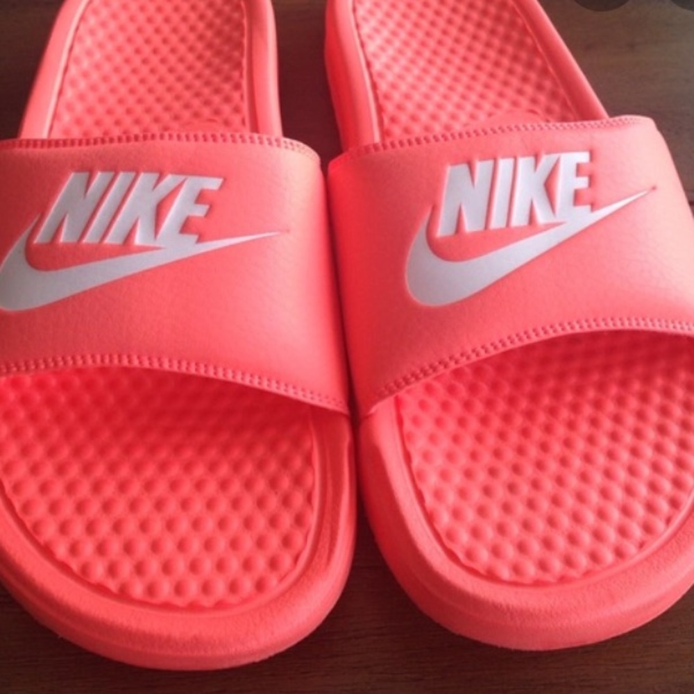 nike slides